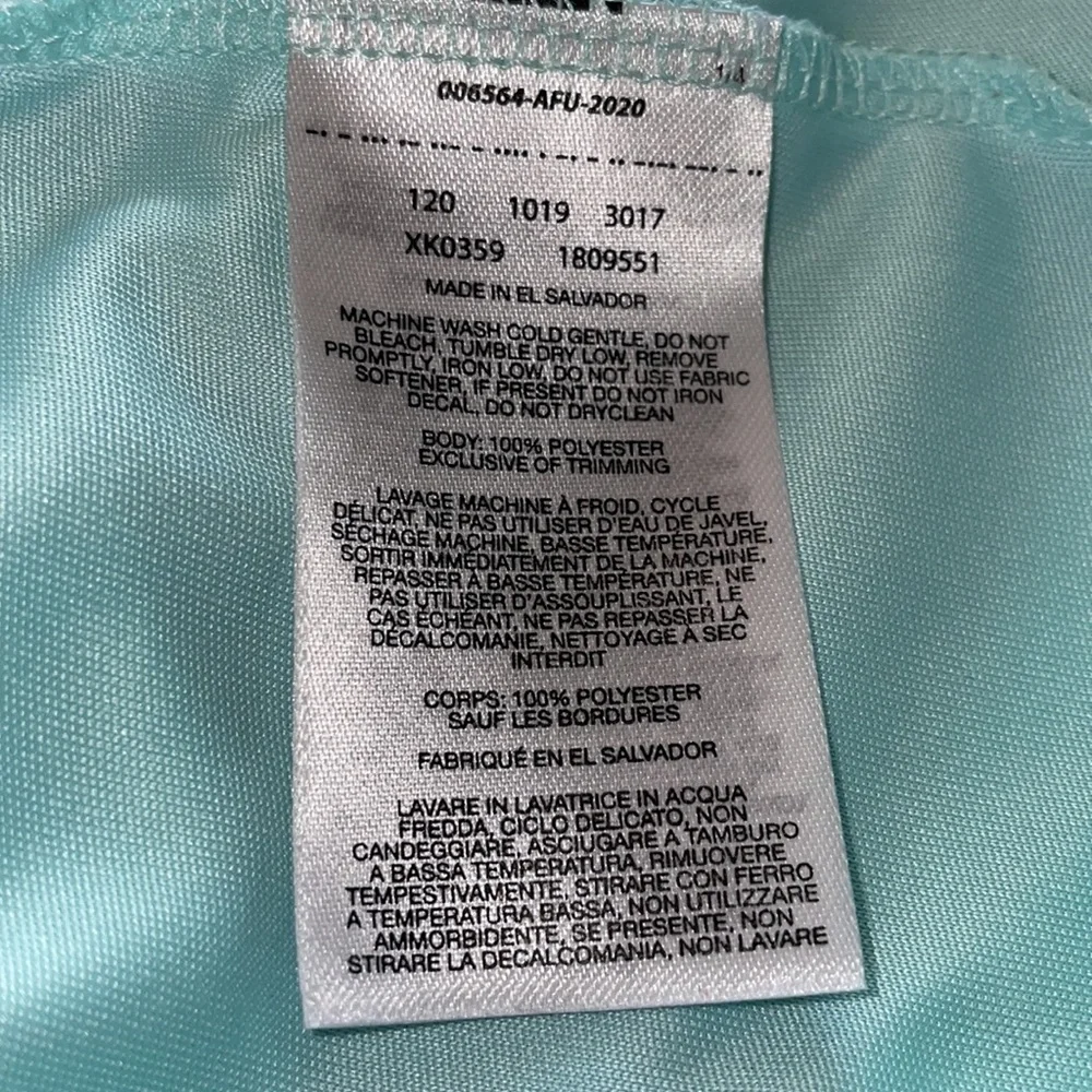 NWOT Columbia sportswear company woman’s pullover.  Size L - Picture 7 of 7